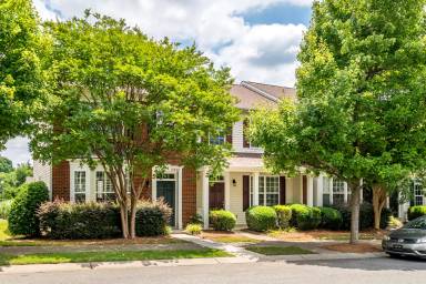 Main picture of 13432 Delstone Dr