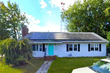 Main picture of 801 Johnson St