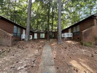 Main picture of Hollenden Road 4826 - B