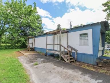 Main picture of 14 Simpson Rd