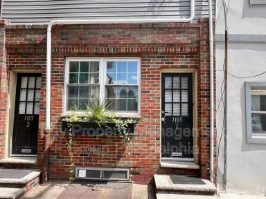 Main picture of 1165 S 10th St