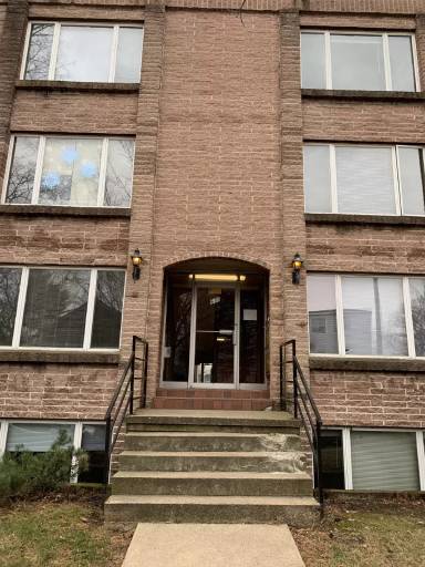 Main picture of 611 W Church St