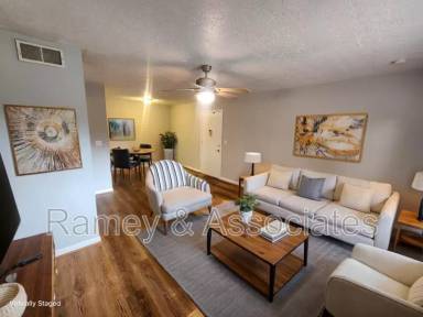 Main picture of 7008 Wildwood Cir