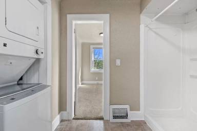 Main picture of 811 Vilas Ave