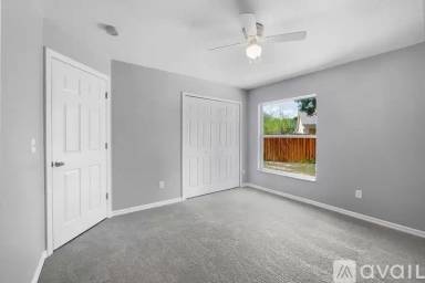 Main picture of 216 Valley Edge Dr