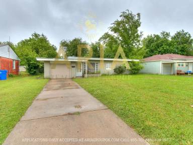 Main picture of 211 E Vida Way