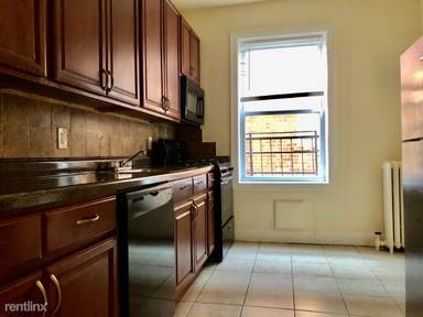 Main picture of 735 Avenue A