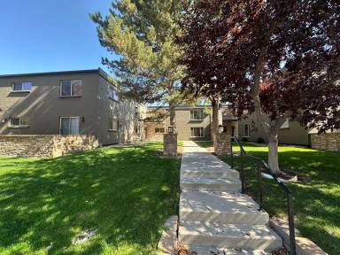 Main picture of 936 Eudora St