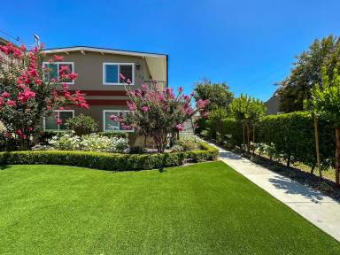 Main picture of 326 N 2nd St