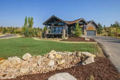 Main picture of 2693 E Bitter Brush Dr