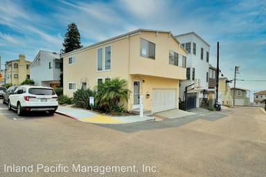 Main picture of 205 Highland Ave