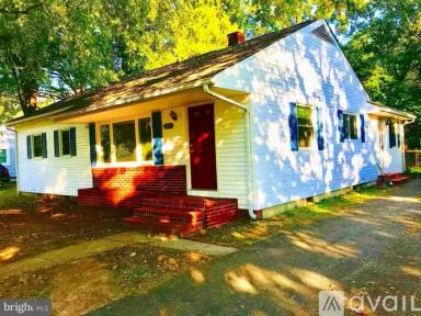 Main picture of 1315 Westchester St
