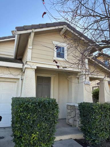Main picture of 526 Beckman Way