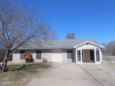 Main picture of 725 Sirocco Pl