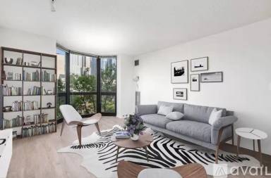 Main picture of 1000 North LaSalle Apartments