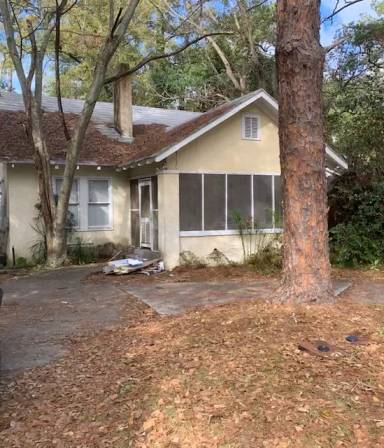 Main picture of 306 E Jane St