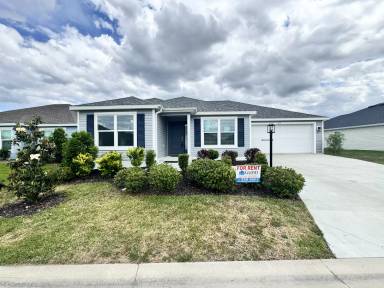 Main picture of 854 Morley Ave