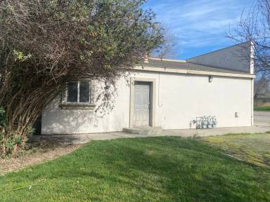 Main picture of 60215 Jolon St