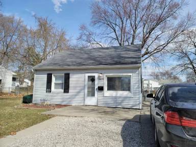 Main picture of 4615 S Pennsylvania Ave