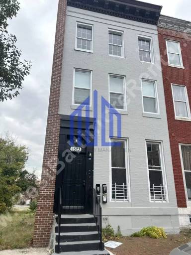 Main picture of 1523 W Lexington St