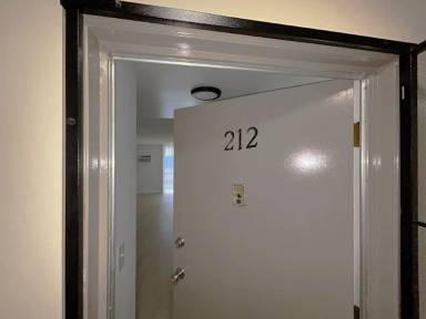 Main picture of 7160 - 434 S. Kenmore Ave. - 214