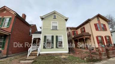 Main picture of 808 Campbell Ave