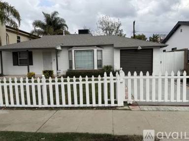 Main picture of 4950 Chimineas Ave