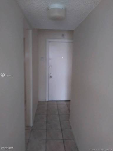 Main picture of Point South Condo