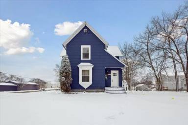 Main picture of 217 E Ellis Ave