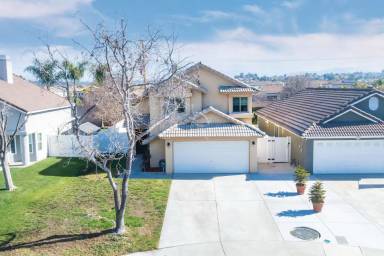Main picture of 45258 Esplendor Ct