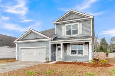 Main picture of 205 Maple Hill Dr