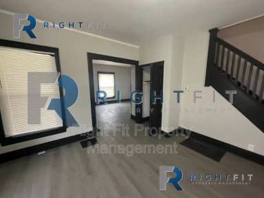 Main picture of 110 Bluecrest Ave