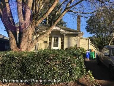 Main picture of 14 NE 53rd Ave