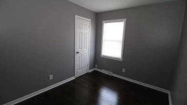 Main picture of 2201 S Cedar Ave