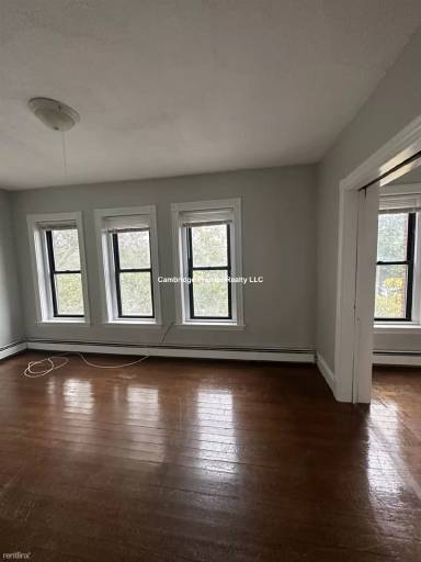 Main picture of 1 Playstead Rd