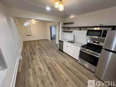 Main picture of 1407 Center St