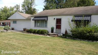 Main picture of 11039 N College Ave