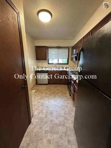 Main picture of 24 NE 143rd Ave