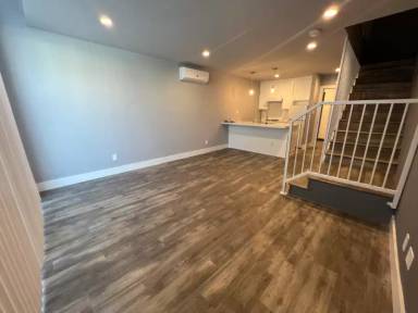 Main picture of 4024 Emerald St