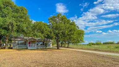 Main picture of 1017 County Road 914A