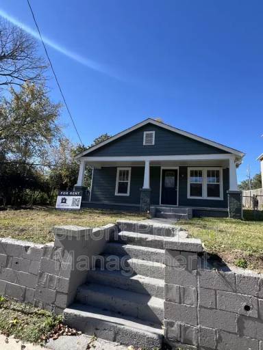 Main picture of 607 Snow St