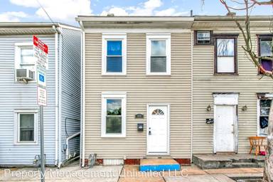 Main picture of 480 W Princess St