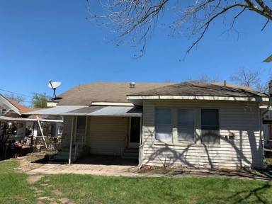 Main picture of 1140 Hammond Ave