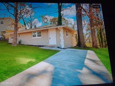 Main picture of 104 Polar Rock Rd SW