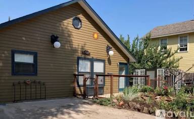 Main picture of 724 Duclo Ave