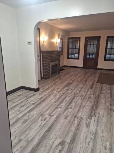 Main picture of 264 Rhein Ave
