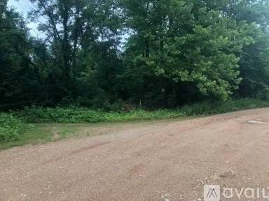Main picture of Pond Creek Rd