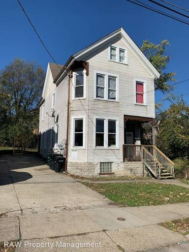 Main picture of 1267 1st Ave