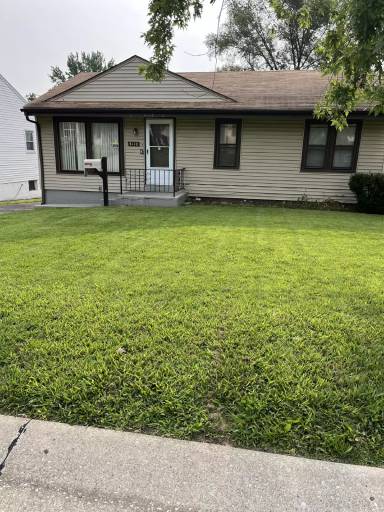 Main picture of 6110 Jackson Ave