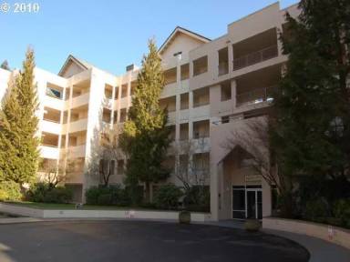 Main picture of 6625 W Burnside St